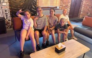 Klasa 3a świętowała zakończenie roku szkolnego na kręglach i przy lodach. (9)