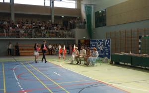 Apel (4)